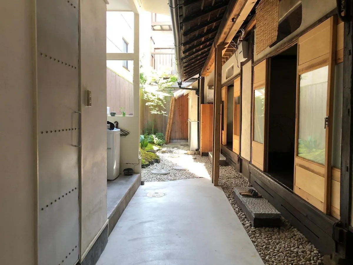 Kyoto Style Small Inn Iru Japan